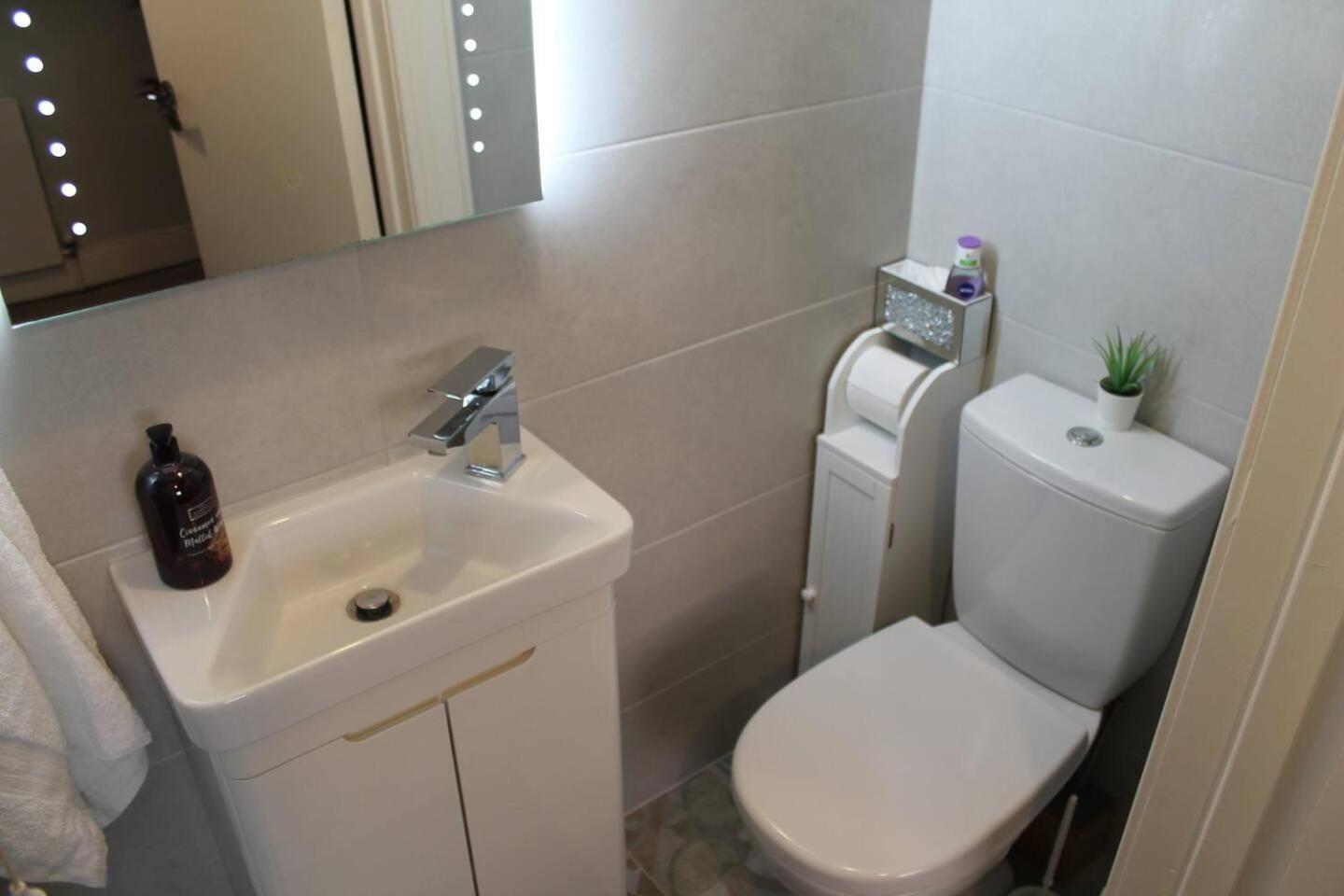 הוילה בלפסט 4 Bed Boutique House Lisburn Road מראה חיצוני תמונה